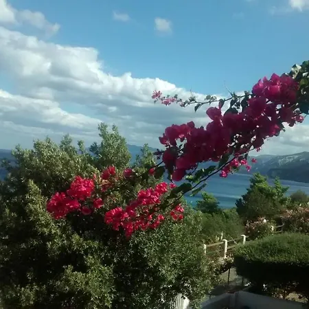 Independent Apartment With Spectacular View Cala Gonone Exterior photo